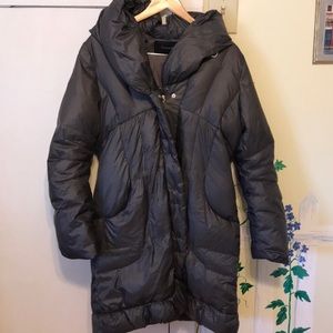 Dark gray Tahari down coat size large